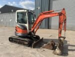 KUBOTA U25-3 + BRH(marteau hydraulique) + 3 GODETS – Image 7