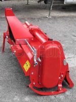Fraise à tracteur série medium avec déport mécanique Agrieuro UR 168 – Image 6
